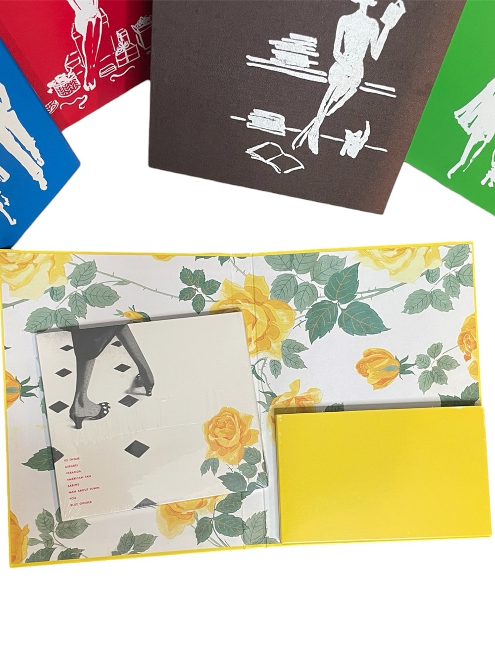 Kate Spade 2004 Limited Edition Vintage Boxed Book Set w/ Sealed Collector’s CD - Picture 15 of 16